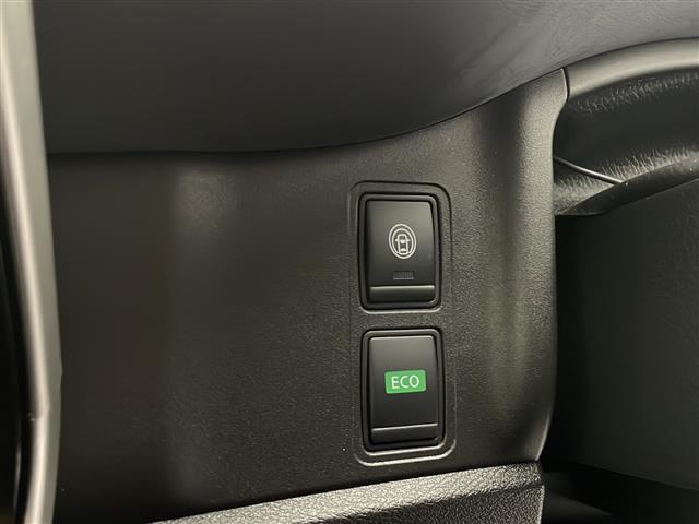 セレナ ハイウェイスター　Ｖ　純正ナビ　フルセグＴＶ　バックカメラ　アラウンドビューモニター　４ＷＤ　スマートキー　ドライブレコーダー　両側パワースライドドア　アイドリングストップ　ＬＥＤライト　オートライト　エマージェンシー（21枚目）