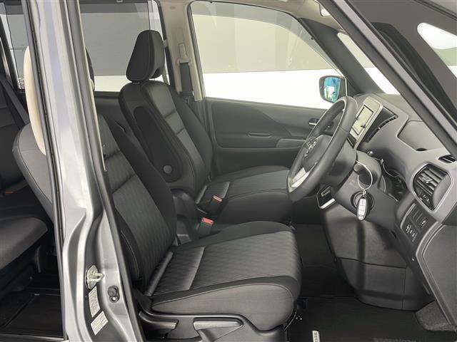 セレナ ハイウェイスター　Ｖ　純正ナビ　フルセグＴＶ　バックカメラ　アラウンドビューモニター　４ＷＤ　スマートキー　ドライブレコーダー　両側パワースライドドア　アイドリングストップ　ＬＥＤライト　オートライト　エマージェンシー（32枚目）