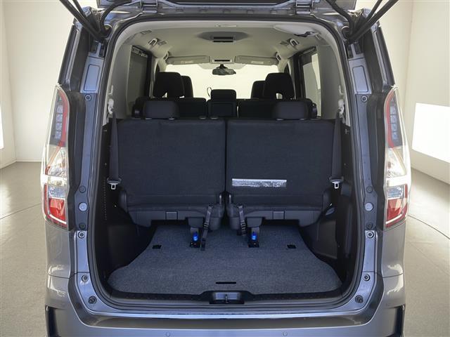 セレナ ハイウェイスター　Ｖ　純正ナビ　フルセグＴＶ　バックカメラ　アラウンドビューモニター　４ＷＤ　スマートキー　ドライブレコーダー　両側パワースライドドア　アイドリングストップ　ＬＥＤライト　オートライト　エマージェンシー（35枚目）