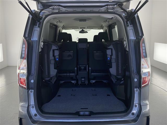 セレナ ハイウェイスター　Ｖ　純正ナビ　フルセグＴＶ　バックカメラ　アラウンドビューモニター　４ＷＤ　スマートキー　ドライブレコーダー　両側パワースライドドア　アイドリングストップ　ＬＥＤライト　オートライト　エマージェンシー（36枚目）