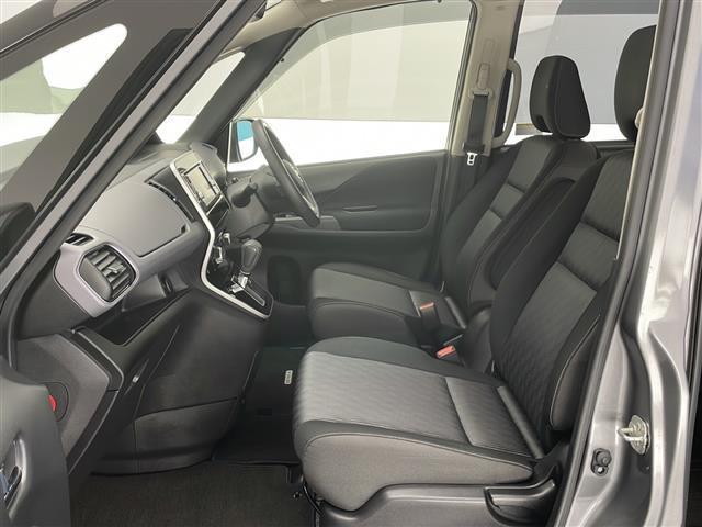 セレナ ハイウェイスター　Ｖ　純正ナビ　フルセグＴＶ　バックカメラ　アラウンドビューモニター　４ＷＤ　スマートキー　ドライブレコーダー　両側パワースライドドア　アイドリングストップ　ＬＥＤライト　オートライト　エマージェンシー（39枚目）