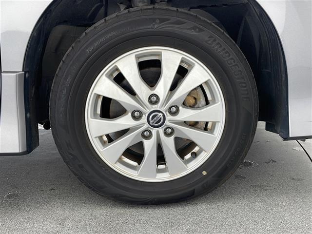 セレナ ハイウェイスター　Ｖ　純正ナビ　フルセグＴＶ　バックカメラ　アラウンドビューモニター　４ＷＤ　スマートキー　ドライブレコーダー　両側パワースライドドア　アイドリングストップ　ＬＥＤライト　オートライト　エマージェンシー（53枚目）