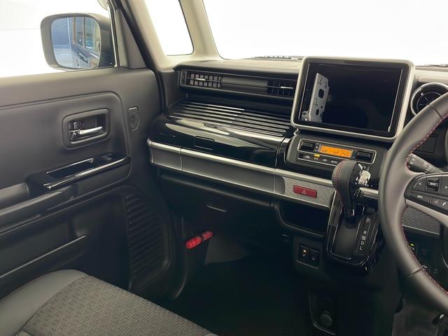 スペーシアカスタム ハイブリッドＸＳ　スズキレーダーブレーキサポート　前席シートヒーター　両側パワースライドドア　ハーフレザーシート　リアサイドサンシェード　リアサーキュレーター　純正フロアマット　純正１５インチＡＷ（18枚目）