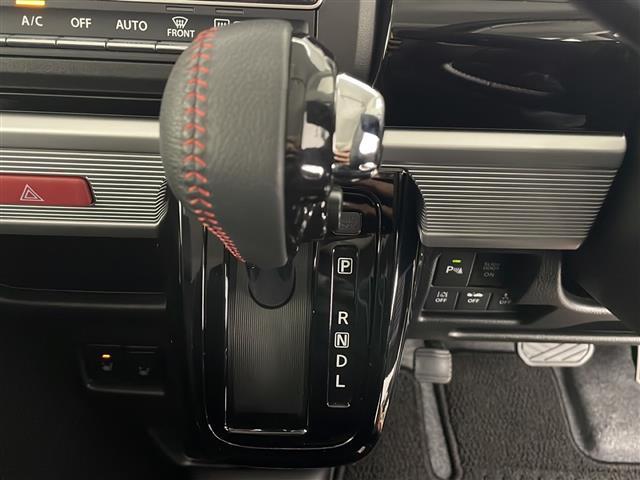 スペーシアカスタム ハイブリッドＸＳ　スズキレーダーブレーキサポート　前席シートヒーター　両側パワースライドドア　ハーフレザーシート　リアサイドサンシェード　リアサーキュレーター　純正フロアマット　純正１５インチＡＷ（21枚目）