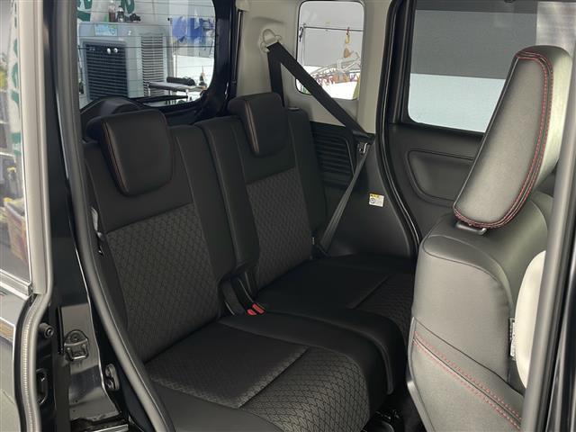 スペーシアカスタム ハイブリッドＸＳ　スズキレーダーブレーキサポート　前席シートヒーター　両側パワースライドドア　ハーフレザーシート　リアサイドサンシェード　リアサーキュレーター　純正フロアマット　純正１５インチＡＷ（29枚目）