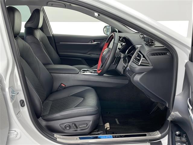 カムリ WSレザーパッケージ TRDフルエアロ&マフラー/純正SDナビ&フルセグTV&CD&DVD&USB&BT/トヨタセーフティセンス/アダプティブクルーズコントロール/レーンディパーチャーアラート/プリクラッシュセフティー(34枚目)