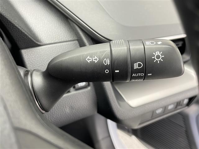 プリウス X ☆4WD☆純正ナビ(フルセグ/Bluetooth/AppleCarPlay/AndroidAuto)☆バックカメラ☆トヨタセーフティーセンス・プリクラッシュセーフティ・レーンキープアシスト(18枚目)