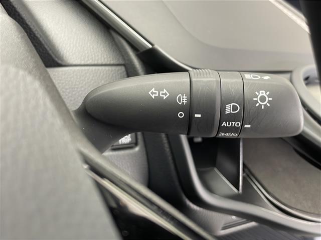 プリウス Z ☆4WD☆12.3インチディスプレイオーディオナビ(フルセグ/Bluetooth/AppleCarPlay/AndroidAuto)☆360°カメラ☆ETC2.0☆トヨタセーフティーセンス(20枚目)