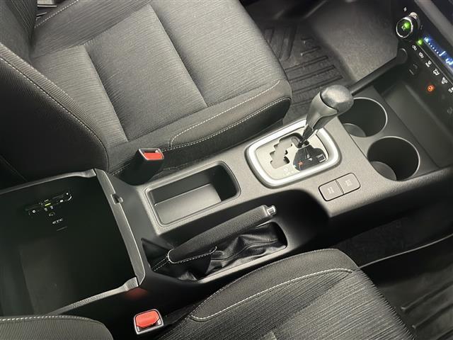 ハイラックス Z ワンオーナー/純正SDナビ&フルセグTV&CD&USB&BT/トヨタセーフティセンス/アダプティブクルーズコントロール/レーンディパーチャーアラート/プリクラッシュセーフティ/コーナーセンサー(26枚目)