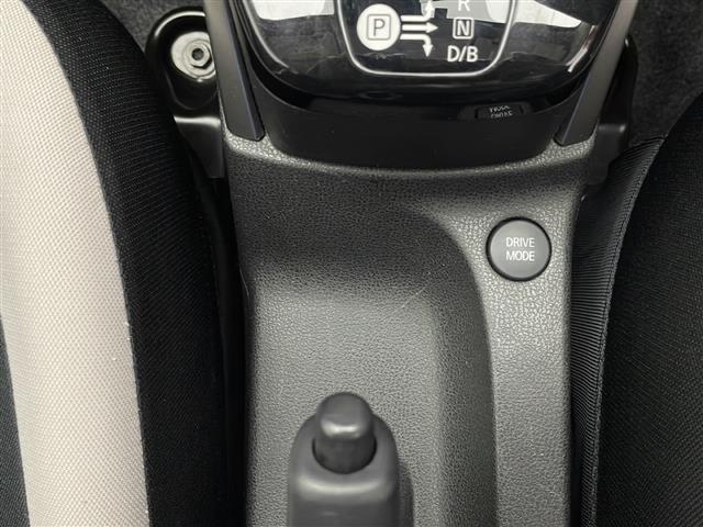 ノート e-パワー X Vセレクション 純正ナビ アラウンドビューモニター プッシュスタート スマートキー 衝突軽減ブレーキ ドライブレコーダー オートライト LEDヘッドライド フルセグTV(19枚目)