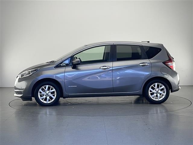 ノート e-パワー X Vセレクション 純正ナビ アラウンドビューモニター プッシュスタート スマートキー 衝突軽減ブレーキ ドライブレコーダー オートライト LEDヘッドライド フルセグTV(31枚目)