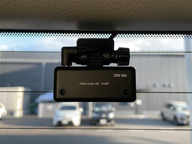 アルファード 2.5S Cパッケージ ALPINEナビ フリップダウンモニター フルセグTV プリクラッシュセーフティ レーダークルーズコントロール ブラインドスポットモニター レーンディパーチャーアラート ステアリングヒーター(10枚目)