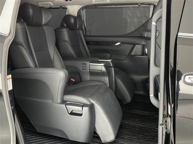 アルファード 2.5S Cパッケージ ALPINEナビ フリップダウンモニター フルセグTV プリクラッシュセーフティ レーダークルーズコントロール ブラインドスポットモニター レーンディパーチャーアラート ステアリングヒーター(24枚目)