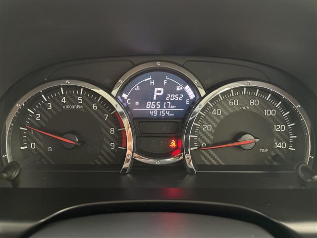 ジムニー ランドベンチャー ☆切り替え4WD☆ターボ☆社外オーディオ☆トーヨーオープンカントリーR/T☆純正マットガード☆TERZOベースキャリア☆サイドステップ☆ISOFIX☆ドアバイザー☆ETC☆スペアキ(8枚目)