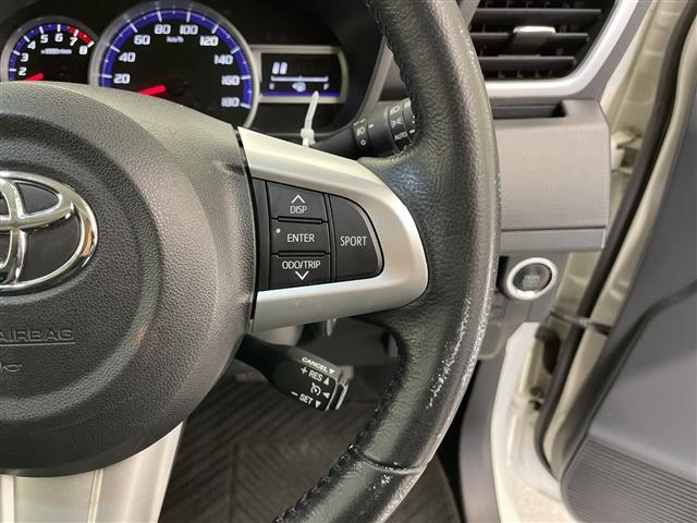 ルーミー カスタムＧ－Ｔ　純正ＳＤナビ＆フルセグＴＶ＆ＣＤ＆ＢＴ／クルーズコントロール／車線逸脱警報／衝突軽減ブレーキ／コーナーセンサー／両側パワースライドドア／ステアリングスイッチ／２列目サンシェード／バックカメラ／ＥＴＣ（12枚目）