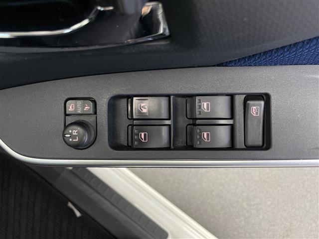 ルーミー カスタムＧ－Ｔ　純正ＳＤナビ＆フルセグＴＶ＆ＣＤ＆ＢＴ／クルーズコントロール／車線逸脱警報／衝突軽減ブレーキ／コーナーセンサー／両側パワースライドドア／ステアリングスイッチ／２列目サンシェード／バックカメラ／ＥＴＣ（18枚目）