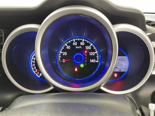 Ｎ－ＢＯＸカスタム Ｇ・Ｌパッケージ　社外メモリナビ　ビルトインＥＴＣ　ドライブレコーダー（前後）　横滑り防止装置　プッシュスタート　片側パワースライド　シートバックテーブル　後席ロールサンシェード　純正フロアマット　オートライト（9枚目）