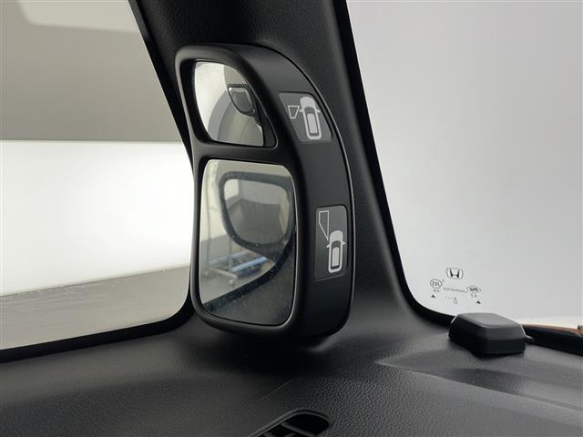 Ｎ－ＢＯＸカスタム Ｇ・Ｌパッケージ　社外メモリナビ　ビルトインＥＴＣ　ドライブレコーダー（前後）　横滑り防止装置　プッシュスタート　片側パワースライド　シートバックテーブル　後席ロールサンシェード　純正フロアマット　オートライト（18枚目）