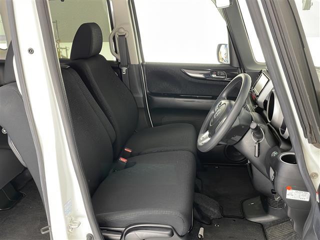 Ｎ－ＢＯＸカスタム Ｇ・Ｌパッケージ　社外メモリナビ　ビルトインＥＴＣ　ドライブレコーダー（前後）　横滑り防止装置　プッシュスタート　片側パワースライド　シートバックテーブル　後席ロールサンシェード　純正フロアマット　オートライト（23枚目）