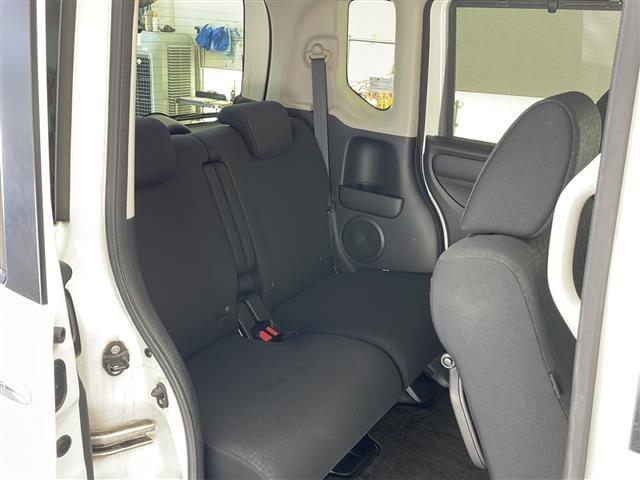 Ｎ－ＢＯＸカスタム Ｇ・Ｌパッケージ　社外メモリナビ　ビルトインＥＴＣ　ドライブレコーダー（前後）　横滑り防止装置　プッシュスタート　片側パワースライド　シートバックテーブル　後席ロールサンシェード　純正フロアマット　オートライト（24枚目）