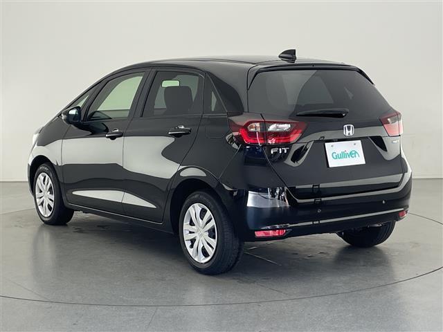 フィット ｅ：ＨＥＶホーム　ホンダセンシング　クルーズコントロール（追従あり）　レーンキープアシスト　衝突被害軽減システム　クリアランスソナー　ＬＥＤヘッドライト　オートマチックハイビーム　オートライト　電動パーキングブレーキ（43枚目）