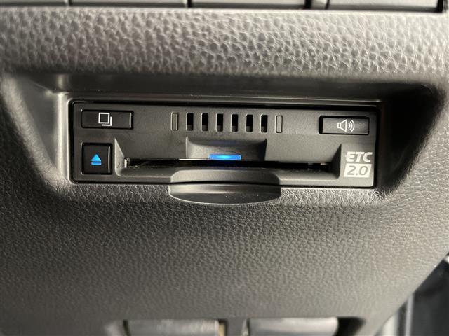 ハリアー Z レザーパッケージ フルモデリスタエアロ/JBLプレミアムサウンド/純正メモリナビ&フルセグTV&USB&BT/トヨタセーフティセンス/アダプティブクルーズコントロール/レーントレーシングアシスト/衝突軽減ブレーキ(9枚目)