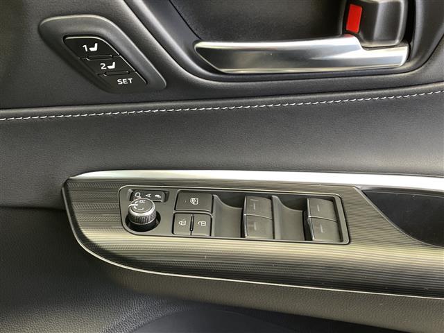 ハリアー Z レザーパッケージ フルモデリスタエアロ/JBLプレミアムサウンド/純正メモリナビ&フルセグTV&USB&BT/トヨタセーフティセンス/アダプティブクルーズコントロール/レーントレーシングアシスト/衝突軽減ブレーキ(20枚目)