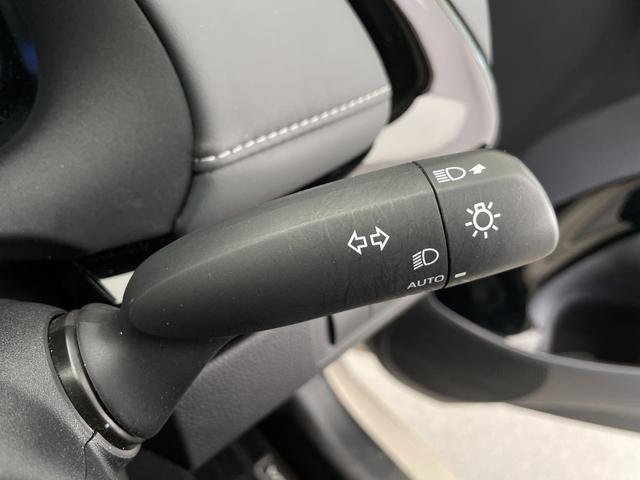 アクア G ワンオーナー 純正ディスプレイオーディオ ラジオ/BT/Miracast クルーズコントロール(追従付き) レーンキープアシスト 純正ホイルキャップ付冬タイヤ車載 ビルドインETC スペアキ―(16枚目)