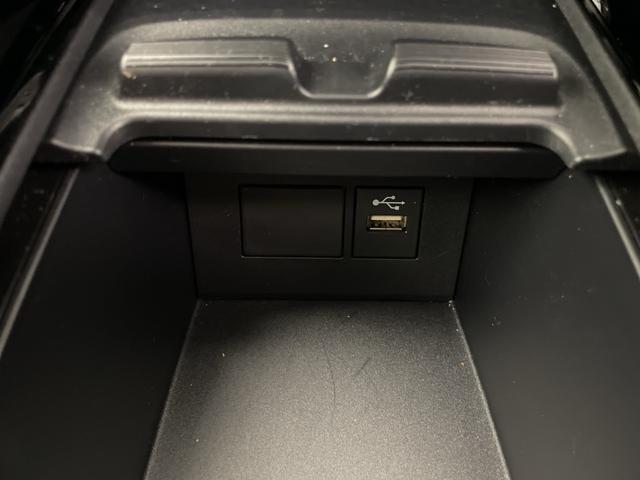 アクア G ワンオーナー 純正ディスプレイオーディオ ラジオ/BT/Miracast クルーズコントロール(追従付き) レーンキープアシスト 純正ホイルキャップ付冬タイヤ車載 ビルドインETC スペアキ―(24枚目)