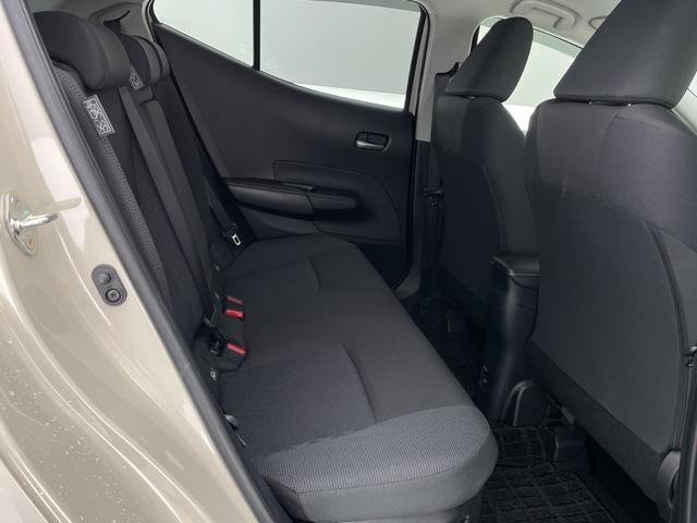 アクア G ワンオーナー 純正ディスプレイオーディオ ラジオ/BT/Miracast クルーズコントロール(追従付き) レーンキープアシスト 純正ホイルキャップ付冬タイヤ車載 ビルドインETC スペアキ―(30枚目)