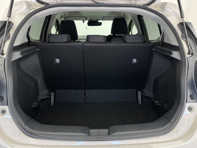 アクア G ワンオーナー 純正ディスプレイオーディオ ラジオ/BT/Miracast クルーズコントロール(追従付き) レーンキープアシスト 純正ホイルキャップ付冬タイヤ車載 ビルドインETC スペアキ―(31枚目)