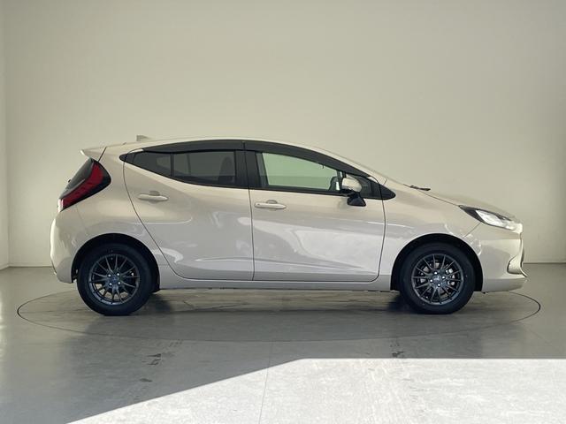 アクア G ワンオーナー 純正ディスプレイオーディオ ラジオ/BT/Miracast クルーズコントロール(追従付き) レーンキープアシスト 純正ホイルキャップ付冬タイヤ車載 ビルドインETC スペアキ―(42枚目)