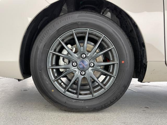 アクア G ワンオーナー 純正ディスプレイオーディオ ラジオ/BT/Miracast クルーズコントロール(追従付き) レーンキープアシスト 純正ホイルキャップ付冬タイヤ車載 ビルドインETC スペアキ―(45枚目)