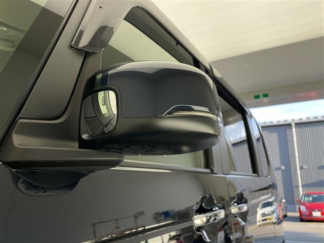 N-BOXカスタム ベースグレード ホンダセンシング/アダプティブクルーズコントロール/レーンキープアシスト/衝突軽減ブレーキ/コーナーセンサー/先行車発進告知/標識認識表示/片側パワースライドドア/前席シートヒーター/LEDライト(5枚目)