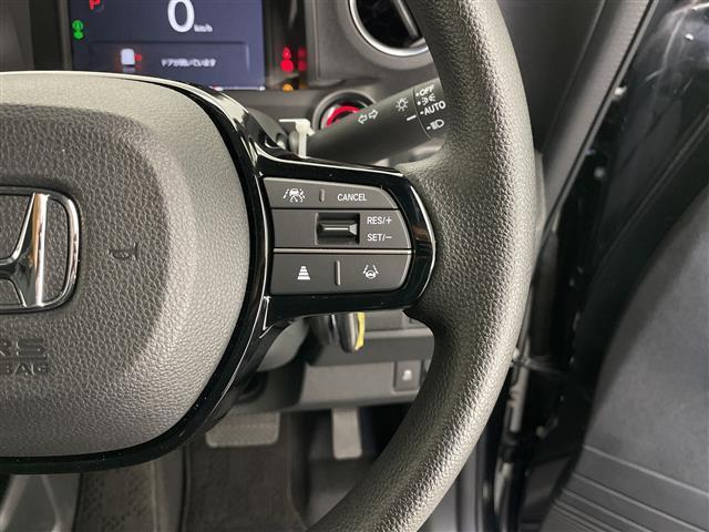 N-BOXカスタム ベースグレード ホンダセンシング/アダプティブクルーズコントロール/レーンキープアシスト/衝突軽減ブレーキ/コーナーセンサー/先行車発進告知/標識認識表示/片側パワースライドドア/前席シートヒーター/LEDライト(11枚目)