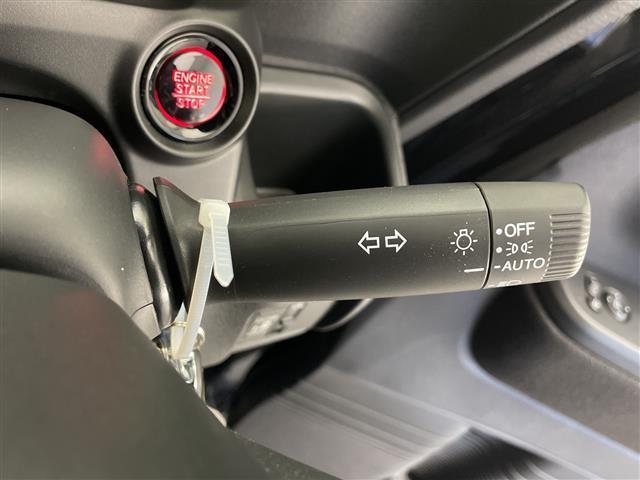 N-BOXカスタム ベースグレード ホンダセンシング/アダプティブクルーズコントロール/レーンキープアシスト/衝突軽減ブレーキ/コーナーセンサー/先行車発進告知/標識認識表示/片側パワースライドドア/前席シートヒーター/LEDライト(13枚目)