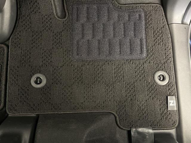 N-BOXカスタム ベースグレード ホンダセンシング/アダプティブクルーズコントロール/レーンキープアシスト/衝突軽減ブレーキ/コーナーセンサー/先行車発進告知/標識認識表示/片側パワースライドドア/前席シートヒーター/LEDライト(27枚目)