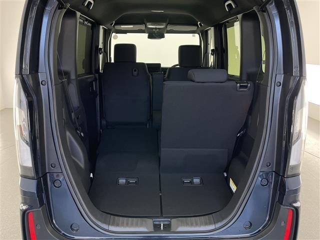 N-BOXカスタム ベースグレード ホンダセンシング/アダプティブクルーズコントロール/レーンキープアシスト/衝突軽減ブレーキ/コーナーセンサー/先行車発進告知/標識認識表示/片側パワースライドドア/前席シートヒーター/LEDライト(31枚目)