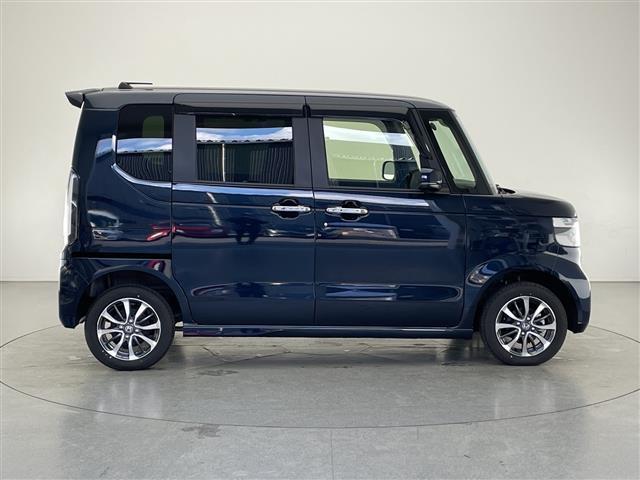 N-BOXカスタム ベースグレード ホンダセンシング/アダプティブクルーズコントロール/レーンキープアシスト/衝突軽減ブレーキ/コーナーセンサー/先行車発進告知/標識認識表示/片側パワースライドドア/前席シートヒーター/LEDライト(42枚目)