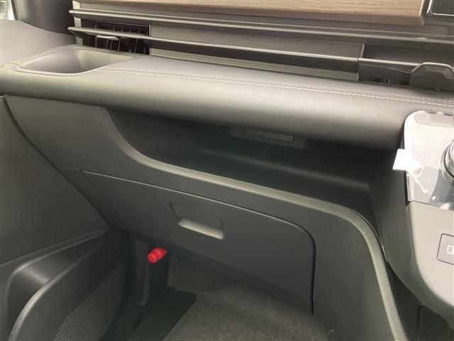 セレナ e-パワー ハイウェイスターV 純正ナビ フルセグ 両側パワースライドドア クルーズコントロール デジタルインナーミラー 置くだけ充電 プロパイロット ETC2.0 LEDヘッドライト アラウンドビューモニター スマートキー(19枚目)