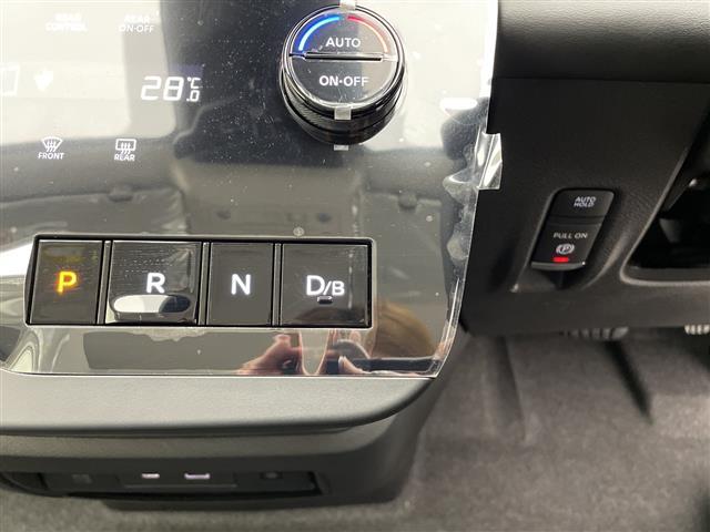 セレナ e-パワー ハイウェイスターV 純正ナビ フルセグ 両側パワースライドドア クルーズコントロール デジタルインナーミラー 置くだけ充電 プロパイロット ETC2.0 LEDヘッドライト アラウンドビューモニター スマートキー(20枚目)