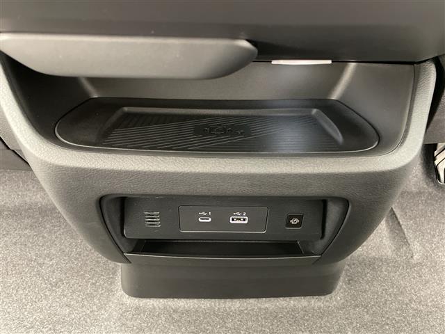 セレナ e-パワー ハイウェイスターV 純正ナビ フルセグ 両側パワースライドドア クルーズコントロール デジタルインナーミラー 置くだけ充電 プロパイロット ETC2.0 LEDヘッドライト アラウンドビューモニター スマートキー(21枚目)