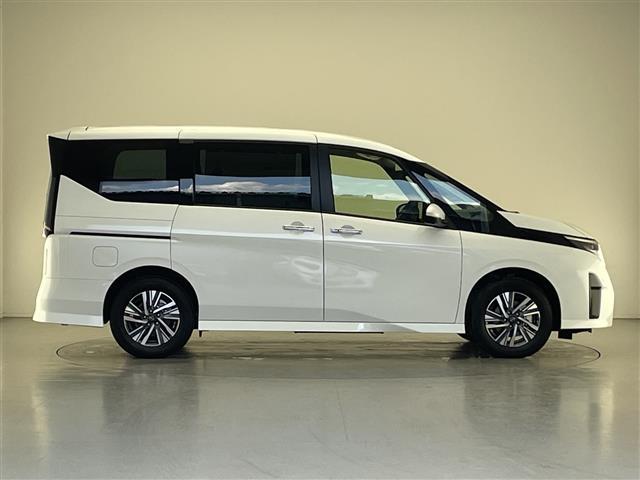 セレナ e-パワー ハイウェイスターV 純正ナビ フルセグ 両側パワースライドドア クルーズコントロール デジタルインナーミラー 置くだけ充電 プロパイロット ETC2.0 LEDヘッドライト アラウンドビューモニター スマートキー(35枚目)