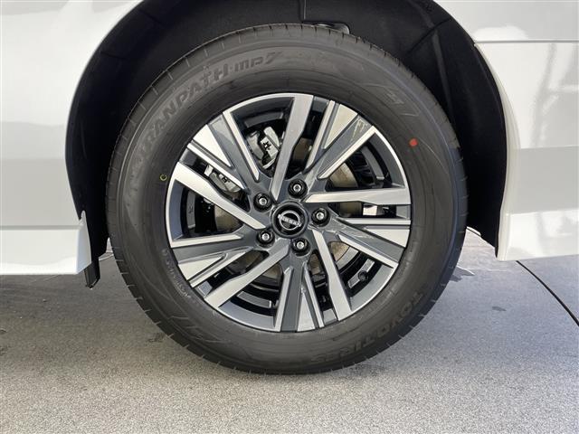 セレナ e-パワー ハイウェイスターV 純正ナビ フルセグ 両側パワースライドドア クルーズコントロール デジタルインナーミラー 置くだけ充電 プロパイロット ETC2.0 LEDヘッドライト アラウンドビューモニター スマートキー(39枚目)