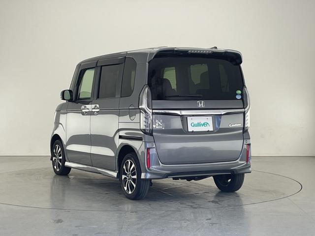 Ｎ－ＢＯＸカスタム Ｇ・Ｌホンダセンシング　社外ナビ　地デジＴＶ　バックカメラ　４ＷＤ　パワースライドドア　前席シートヒーター　スマートキー　プッシュスタート　ビルトインＥＴＣ　ドアミラーヒーター　アイドリングストップ　衝突被害軽減ブレーキ（3枚目）