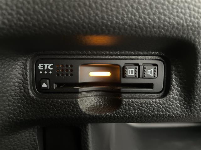 Ｎ－ＢＯＸカスタム Ｇ・Ｌホンダセンシング　社外ナビ　地デジＴＶ　バックカメラ　４ＷＤ　パワースライドドア　前席シートヒーター　スマートキー　プッシュスタート　ビルトインＥＴＣ　ドアミラーヒーター　アイドリングストップ　衝突被害軽減ブレーキ（9枚目）