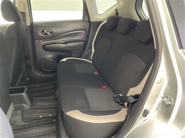 ノート ｅ－パワー　Ｘ　ＦＯＵＲ　社外メモリナビ＆フルセグＴＶ＆ＣＤ＆ＤＶＤ＆ＢＴ／車線逸脱警報／衝突軽減ブレーキ／コーナーセンサー／バックカメラ／ＥＴＣ／ＬＥＤヘッドライト／オートライト／電動格納ミラー／社外１５インチＡＷ装着（32枚目）