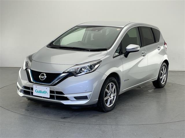 ノート ｅ－パワー　Ｘ　ＦＯＵＲ　社外メモリナビ＆フルセグＴＶ＆ＣＤ＆ＤＶＤ＆ＢＴ／車線逸脱警報／衝突軽減ブレーキ／コーナーセンサー／バックカメラ／ＥＴＣ／ＬＥＤヘッドライト／オートライト／電動格納ミラー／社外１５インチＡＷ装着（35枚目）