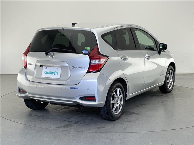 ノート ｅ－パワー　Ｘ　ＦＯＵＲ　社外メモリナビ＆フルセグＴＶ＆ＣＤ＆ＤＶＤ＆ＢＴ／車線逸脱警報／衝突軽減ブレーキ／コーナーセンサー／バックカメラ／ＥＴＣ／ＬＥＤヘッドライト／オートライト／電動格納ミラー／社外１５インチＡＷ装着（39枚目）