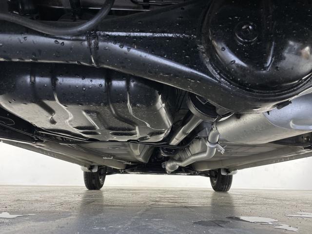 アルト Ｆ　☆純正オーディオ（ＣＤ／ＡＵＸ／ＡＭ／ＦＭ）☆運転席シートヒーター☆ヘッドライトレベライザー☆鉄チンスタッドレス４本車載☆リモコンキー☆スペアキー☆取扱説明書☆保証書（39枚目）